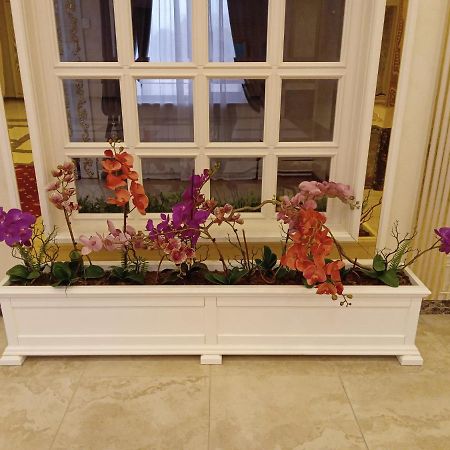 Grand Holiday Hall Pavlodar Luaran gambar