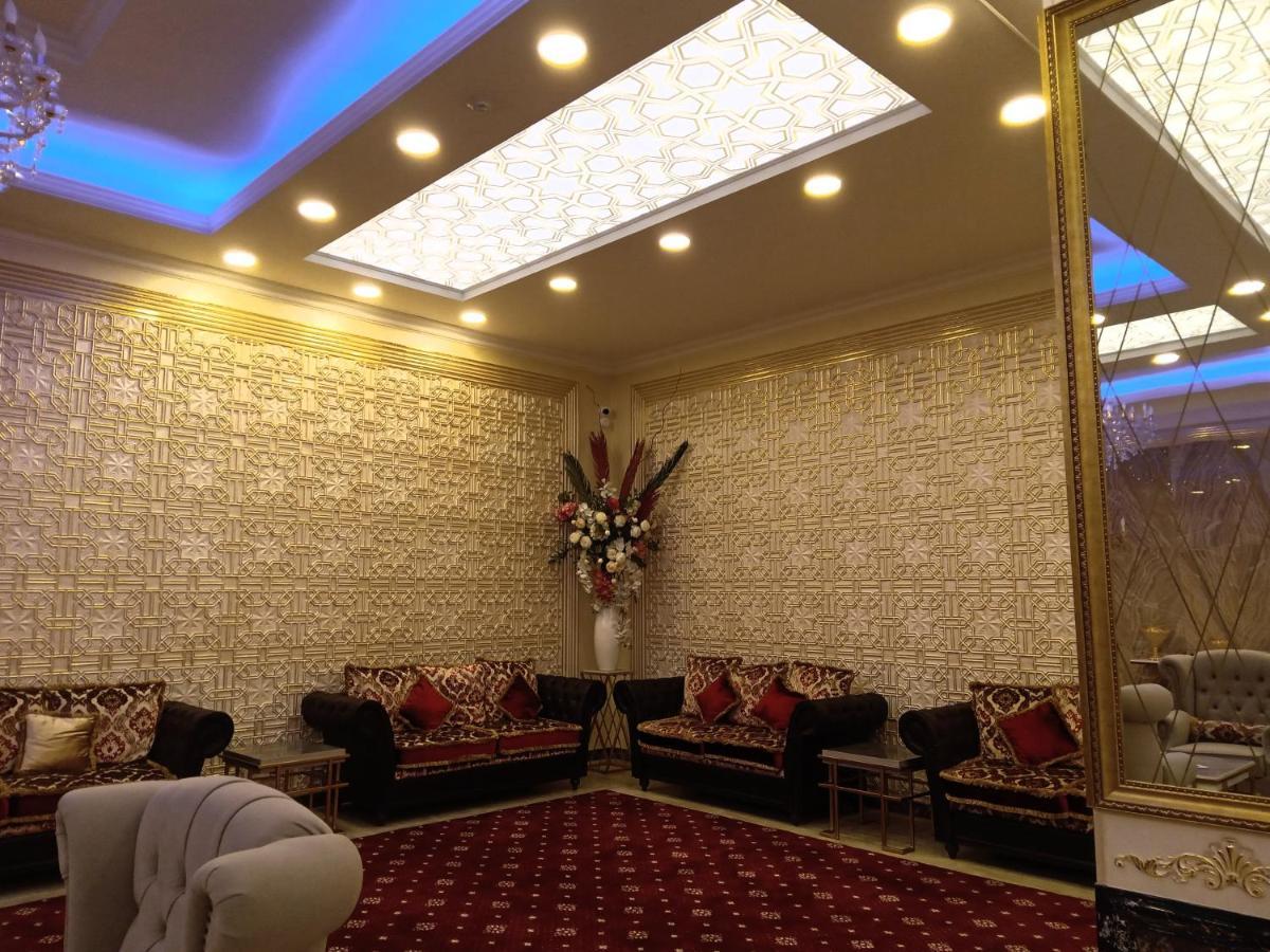Grand Holiday Hall Pavlodar Luaran gambar